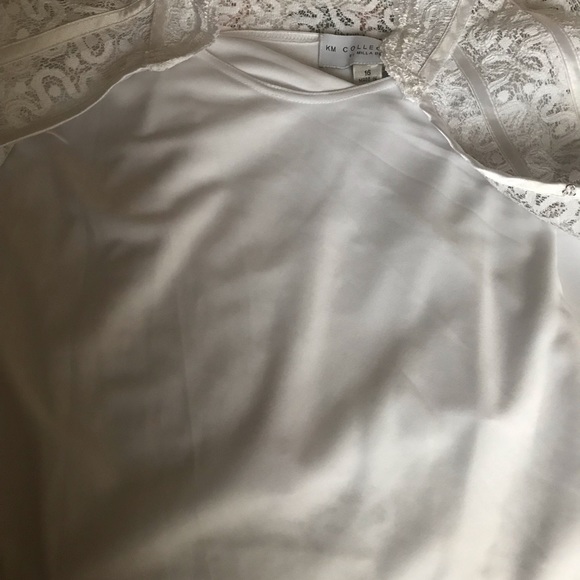 New White lace blouse w/ shell bell sleeve - Picture 4 of 8